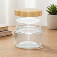 Emballages cosmétiques en verre imprimé : pots à crème, flacons compte-gouttes pour sérum, pots cosmétiques pour salle de bain, coiffeuse et salon de beauté