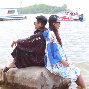 Cotton Biểu Tượng Tùy Chỉnh Thêu Thay Đổi In Kỹ Thuật Số Sợi Nhỏ Dành Cho Người Lớn Lướt Người Lớn Poncho Trùm đầu Tắm Bãi Biển Khăn - Product Image 6