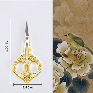 Tijeras portátiles de costura de acero inoxidable dorado, corte de hilo de bordado, tijeras de artesanía de oro - Product Image 2