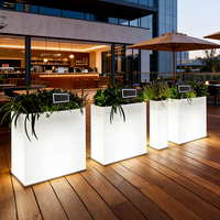 Jardinière écologique IP54 étanche avec télécommande, pot à fleurs LED à changement de couleur, matériau PE, jardinière intelligente, décoration de jardin d'intérieur