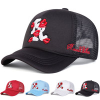 Gorra Trucker con Bordado de Labios Rojos, Gorra de Béisbol con Malla Transpirable, Gorra de Sol Ajustable de Moda Urbana para Hombres y Mujeres