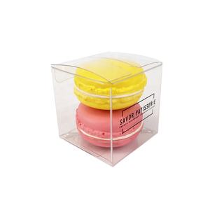 Caja Plegable Cuadrada de Plástico PET Transparente de Grado Alimenticio con Impresión Personalizada para Empacar Postres, Macarons y Galletas - Product Image 1