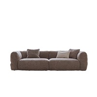 Canapé d'angle en tissu trois places style rétro français marron crème, avec rembourrage confortable en éponge, idéal pour salles de sport, hôtels, appartements et salons.