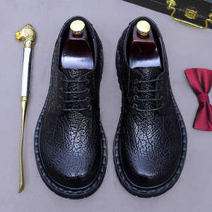 Chaussures en cuir pour hommes de style business luxueuses avec un design vieilli, chaussures de mariage pour gentleman, chaussures habillées formelles faites à la main - Product Image 4