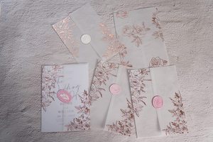 Patrón de lámina de oro rosa personalizado Papel vitela doblado Tarjeta de invitación de boda Chaquetas Envoltura para 5x7 Invitaciones Fiesta de quinceañera - Product Image 5