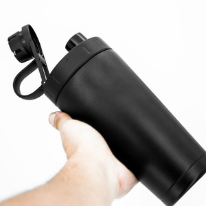 Bouteille d'eau à Double paroi en acier inoxydable, 700ml, Shaker de protéines, flacon isolé sous vide, pour emporter de l'eau - Product Image 1