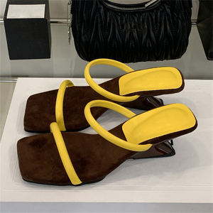 Élégantes sandales romaines noires à talons hauts, avec talon compensé personnalisé de forme spéciale pour pantoufles à bride unique, dotées d'une fonction antidérapante d'usine - Product Image 2