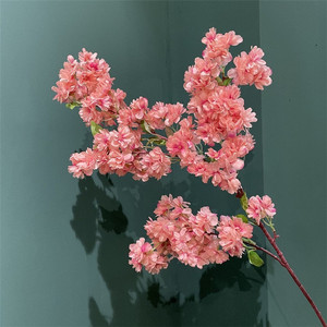 Hochwertige Künstliche 4-Zweigige Pfirsichblüten-Seidenkirschblütenzweige für Hochzeits- und Heimdekoration - Product Image 2