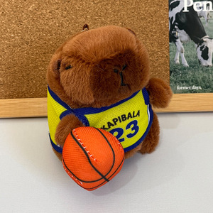 Basket capibara Plushie peluche imbottito con maglia e cerchio decorazione asilo nido anniversario amante dello sport - Product Image 6