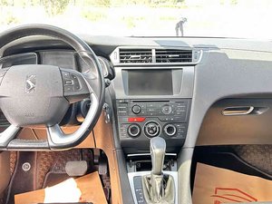 Auto <span class=keywords><strong>DS</strong></span> 5LS Versione Elegante con Trasmissione Automatica 2015 2016 2017, Spedizione verso l'Africa Orientale - Product Image 3