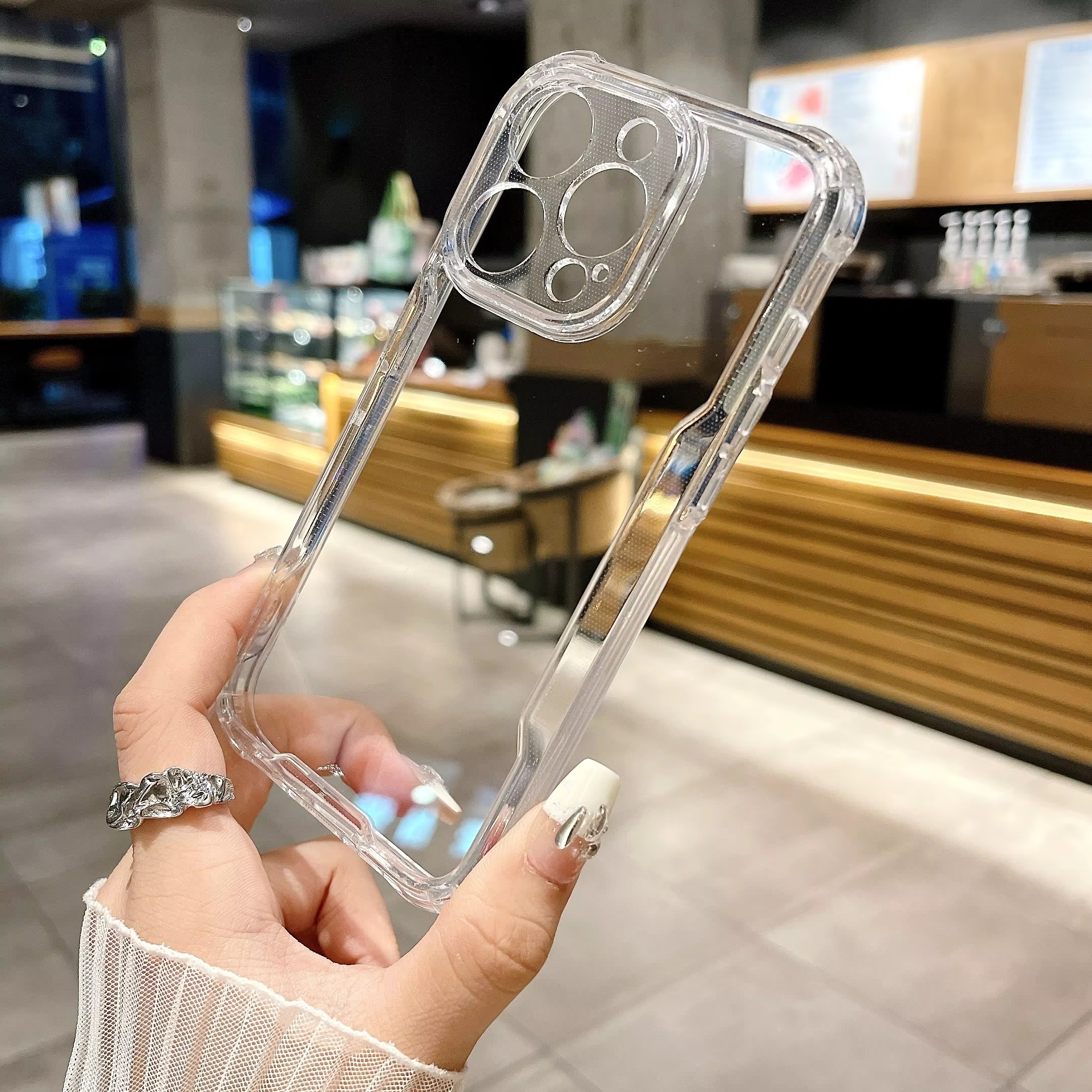 โปร่งใส