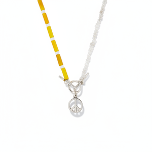 Collar de Perlas Maya en Caja, Diseño Elegante e Intrincado para Agregar un Toque de Lujo a tu Atuendo - Product Image 1