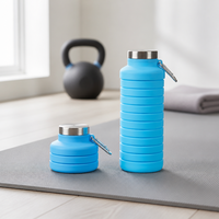 Mug de voyage pliable en silicone de qualité alimentaire 500 ml, extensible, avec mousqueton intégré, design moderne