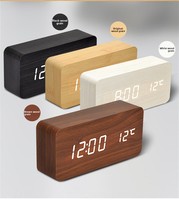 Jam Alarm Mekanik Kayu Kreatif dengan Layar LED Digital Bercahaya, Termometer, Kalender, Penunjuk Suhu, dan Fitur Senyap untuk Meja Samping Tempat Tidur