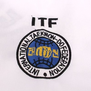 <span class=keywords><strong>Uniforme</strong></span> <span class=keywords><strong>de</strong></span> <span class=keywords><strong>Taekwondo</strong></span> ITF Quteng - <span class=keywords><strong>Uniforme</strong></span> <span class=keywords><strong>de</strong></span> Entrenamiento Ligero, Material Acanalado, Unisex, Personalizable - Product Image 3
