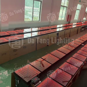 Dalles de sol LED Abyss RGB pour salles de karaoké, bars et espaces événementiels - Product Image 6