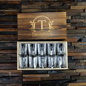 Ensemble de 8 <span class=keywords><strong>verres</strong></span> <span class=keywords><strong>à</strong></span> espresso miniatures personnalisés avec logo gravé, dans un <span class=keywords><strong>coffret</strong></span> cadeau en bois de qualité supérieure, pour souvenir d'anniversaire - Product Image 3