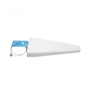 Antena Direccional LPDA de Instalación Fija para Exteriores, 12dBi, 50 Ohm, Polarización Vertical, Clasificación IP67, 5G, 4G, LTE, WiFi, IoT, Pública - Product Image 4