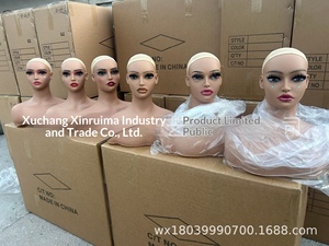 Mannequin réaliste en plastique demi-corps pour présentation professionnelle de perruques, buste féminin avec épaules pour vitrine de magasin - Product Image 2