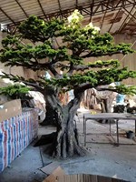 Vente en gros de plantes en plastique simulées personnalisées aménagement paysager intérieur extérieur décoration de restaurant d'hôtel pin artificiel