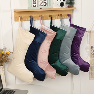 Grosir Kaus Kaki Dekorasi Pesta Kustom Hadiah Sublimasi Tas Santa Stoking Natal Beludru Merah Muda - Product Image 2