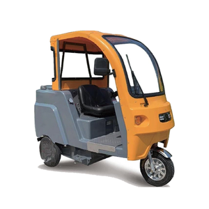 Dreirädriges Hochdruck-Straßenreinigungsfahrzeug mit Sprühgerät 48V Stadtstraßen-Gehweg-Waschmaschine mit Wassertank - Product Image 1