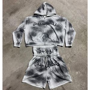 Ensemble survêtement personnalisé avec sweat à capuche zippé et short, short à taille double couche, effet délavé au soleil, sweat à capuche vintage - Product Image 4