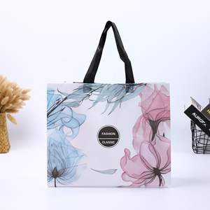 Vente en gros de fourre-tout d'épicerie non tissé avec logo personnalisé réutilisable avec impression de sacs-cadeaux - Product Image 2