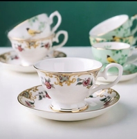 Tasse à café en porcelaine fine avec soucoupe, style européen, luxe léger, rétro, bord doré, motif floral, tasse à thé multi-usages, coffret cadeau
