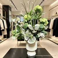 Buket Hydrangea Sutra Buatan Tangan, Rangkaian Bunga Realistis, Bunga Palsu Dekoratif untuk Ruang Tamu dan Meja Makan