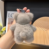 Porte-clés en peluche personnalisé à faible MOQ, texture duveteuse, décoration de sac pour filles