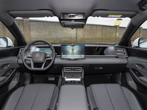 BYD Qin L 2026 Dm-i 128KM Leading 279L Kraftstoff 2148km Reichweite L2 ADAS 5G Kabine Elektrischer Sitz <span class=keywords><strong>B</strong></span>-Klasse PHEV Limousine - Product Image 4