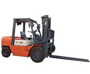 Xe nâng hàng động cơ diesel 4 tấn CPC40, xe nâng đối trọng, chiều cao nâng 3000mm, dùng cho kho hàng - Product Image 1