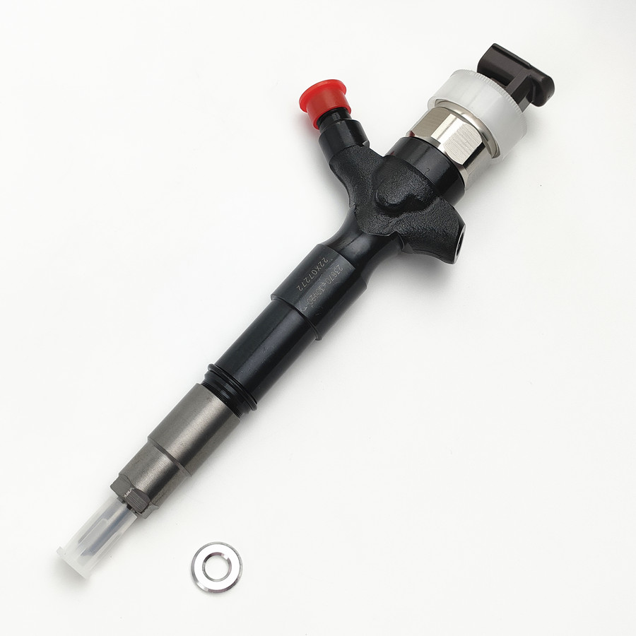 High Performance Diesel Injector 295050-0740 295050-0620 Common Rail Fuel Injetor 23670-30420 for ISUZU