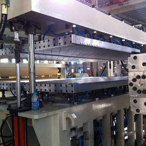 Avancée Panneau Creux En <span class=keywords><strong>Polycarbonate</strong></span> Faisant La Machine - Product Image 5