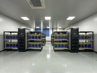 Armoire 100KWH Micoe tout-en-un avec onduleur MPPT, refroidissement par air industriel, stockage d'énergie LFP, solution de charge solaire commerciale