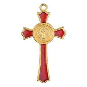 Chất Lượng Cao St Benedict Mân Côi Phụ Kiện Màu Đỏ Vàng Crucifix 54x30Mm Chúa Giêsu Chữ Thập Mặt Dây Chuyền Mạ Vàng Kim Loại Quyến Rũ - Product Image 3