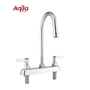Adaptateur de raccordement de robinet moderne à double poignée, universel, en laiton chromé, avec valve céramique flexible pour une installation facile - Product Image 1