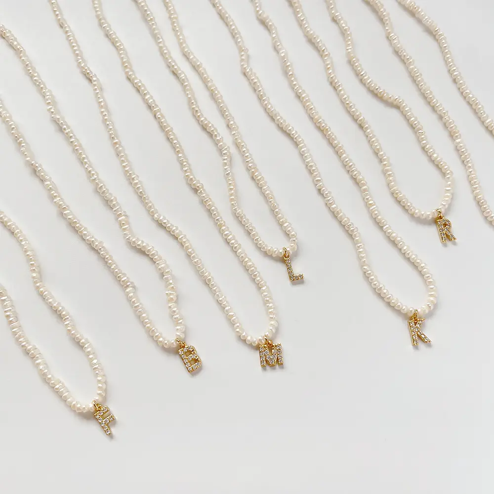 Perle di perle d'acqua dolce 26 lettere alfabeto collana iniziale catena girocollo gioielli per donna
