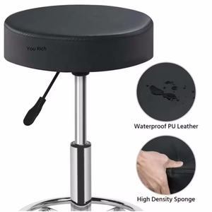 Barbershop Furniture <span class=keywords><strong>Chaise</strong></span> de technicien en cuir PVC imperméable noir <span class=keywords><strong>Chaise</strong></span> de manucure avec tabouret de pédicure en éponge haute densité - Product Image 4