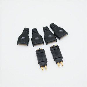 Adaptador para auriculares Sennheiser de 3,5 mm a 6,3 mm con conector chapado en oro para equipos de audio de la serie HD - Product Image 3