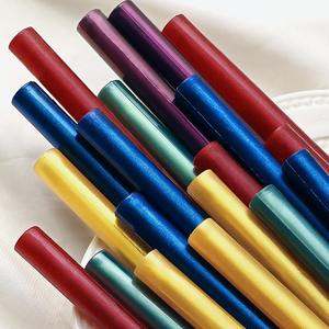 Bâton de cire à cacheter Aurora Ice Crystal, rond de 1,1 cm, semi-transparent avec impression en relief, pour mariage, bricolage et fabrication de bougies - Product Image 2