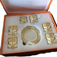 Desain Eropa 12 buah Set teh porselen ramah lingkungan dengan lukisan bunga keramik untuk penggunaan rumah kopi termasuk pegangan logam