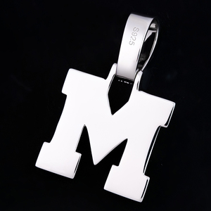 D VVS Moissanite ile 925 gü<span class=keywords><strong>m</strong></span>üş mektup <span class=keywords><strong>M</strong></span> kolye moda Hip Hop takı GRA sertifikası ile buzlu Out Charm kolye & Charms - Product Image 2