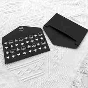 Sobres de Cartón Negro Reciclado Personalizados para Tarjetas de Hotel, con Logotipo en Lámina Dorada, Papel Premium Kraft - Product Image 1