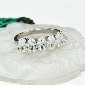 Anelli con Zirconi Ovali Brillanti, Fedi Nuziali, Gioielli da Sposa e Damigella, Anello Nuziale con Moissanite Taglio Ovale per Lei - Product Image 5