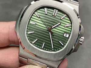 นาฬิกา Seiko NH35 ระบบจักรกลหรูหรา ตัวเรือนสแตนเลสสตีล ขนาดหน้าปัด 40 มม. สายขนาด 20 มม. กลไก ETA พร้อมฟังก์ชั่นสำรองพลังงาน ปฏิทิน และเข็มบอกเวลา - Product Image 2