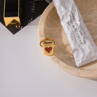 Bague ouverte vintage en acier inoxydable plaqué or 18 carats avec zircon cubique rouge, motif cœur de cartes à jouer, bijoux pour femmes, vente en gros OEM
