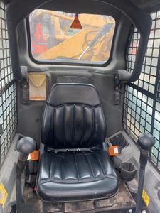 لودر بوبكات S450 مستعمل بحالة جيدة جاهز للعمل مع تحكم هيدروليكي كامل - Product Image 5