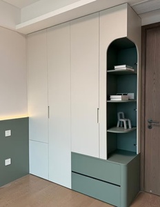 Armoire RTA sans poignées, du sol au plafond, économisez 900 USD <span class=keywords><strong>sur</strong></span> les frais de main-d'œuvre, pas de <span class=keywords><strong>menuisier</strong></span> nécessaire, <span class=keywords><strong>placard</strong></span> allemand Homag Edge - Product Image 1
